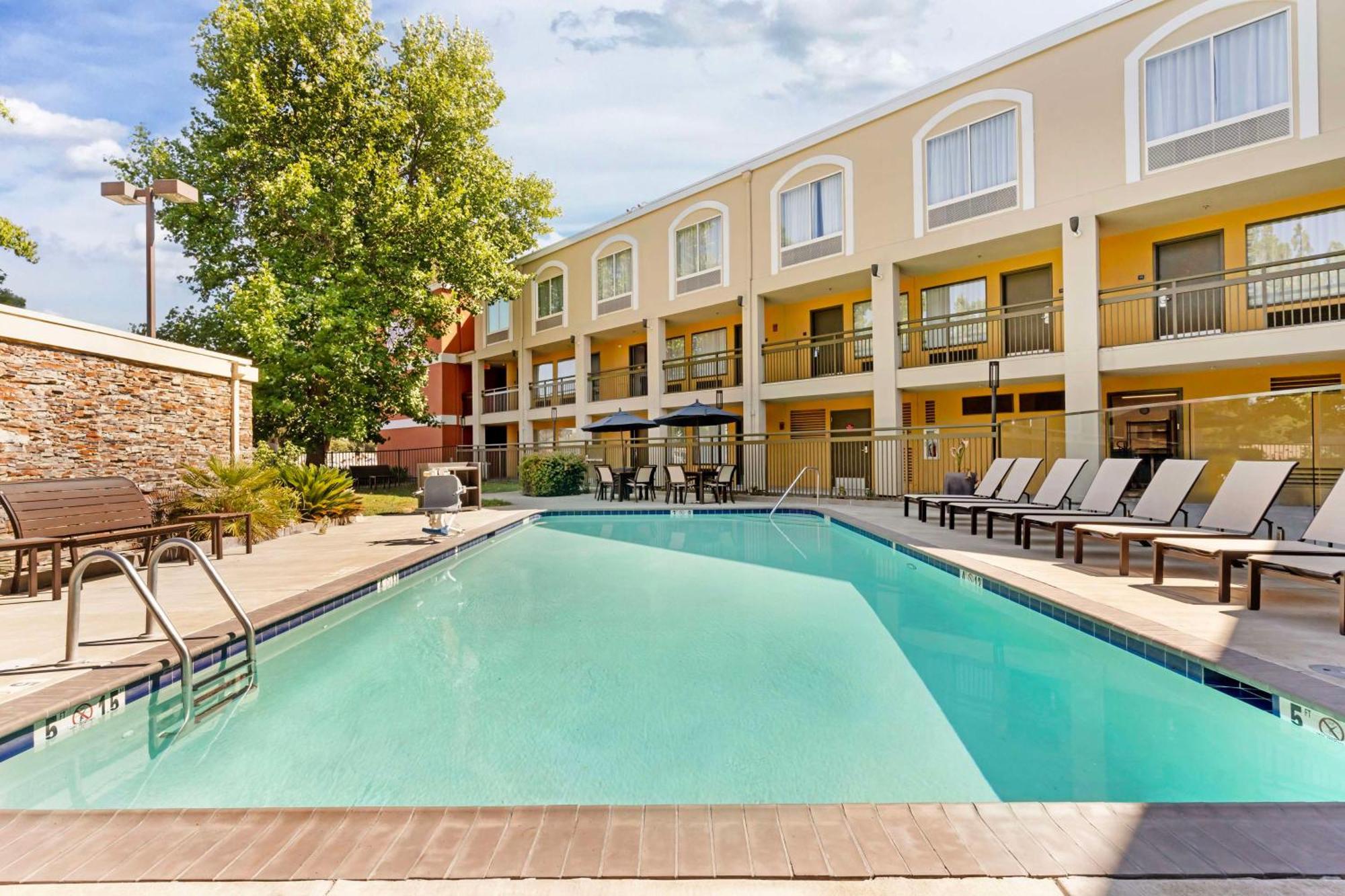 Best Western Plus Rancho Cordova Inn Eksteriør bilde
