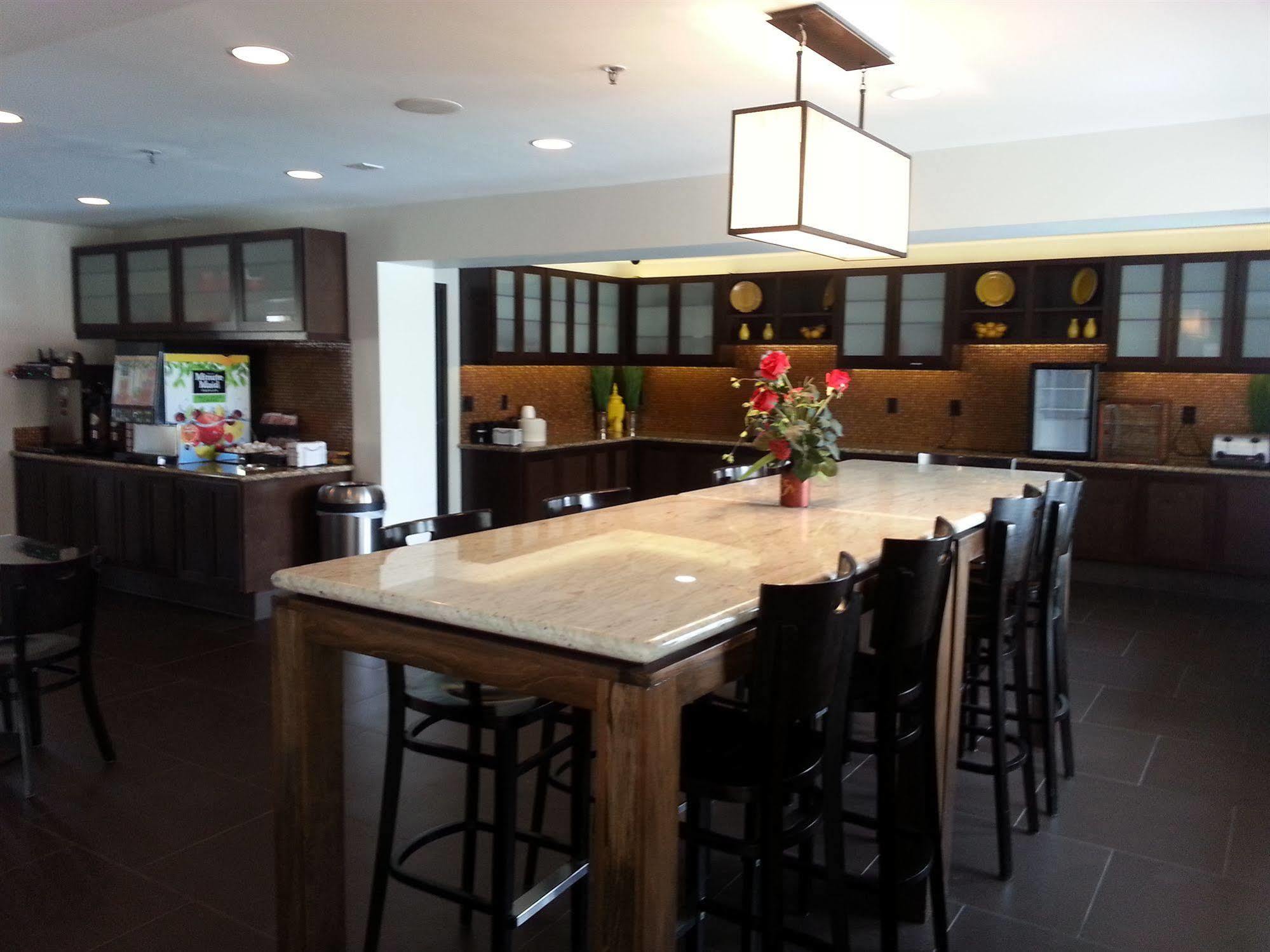 Best Western Plus Rancho Cordova Inn Eksteriør bilde
